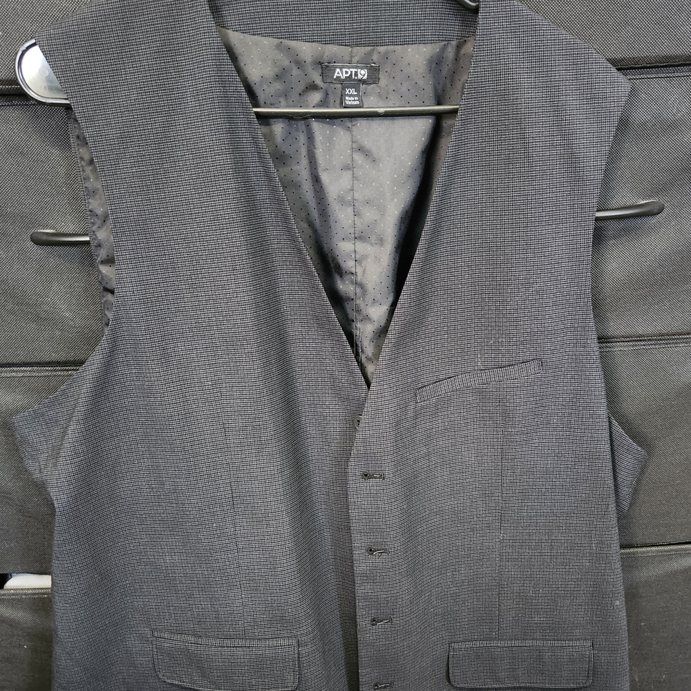 APT 9 Gray Vest